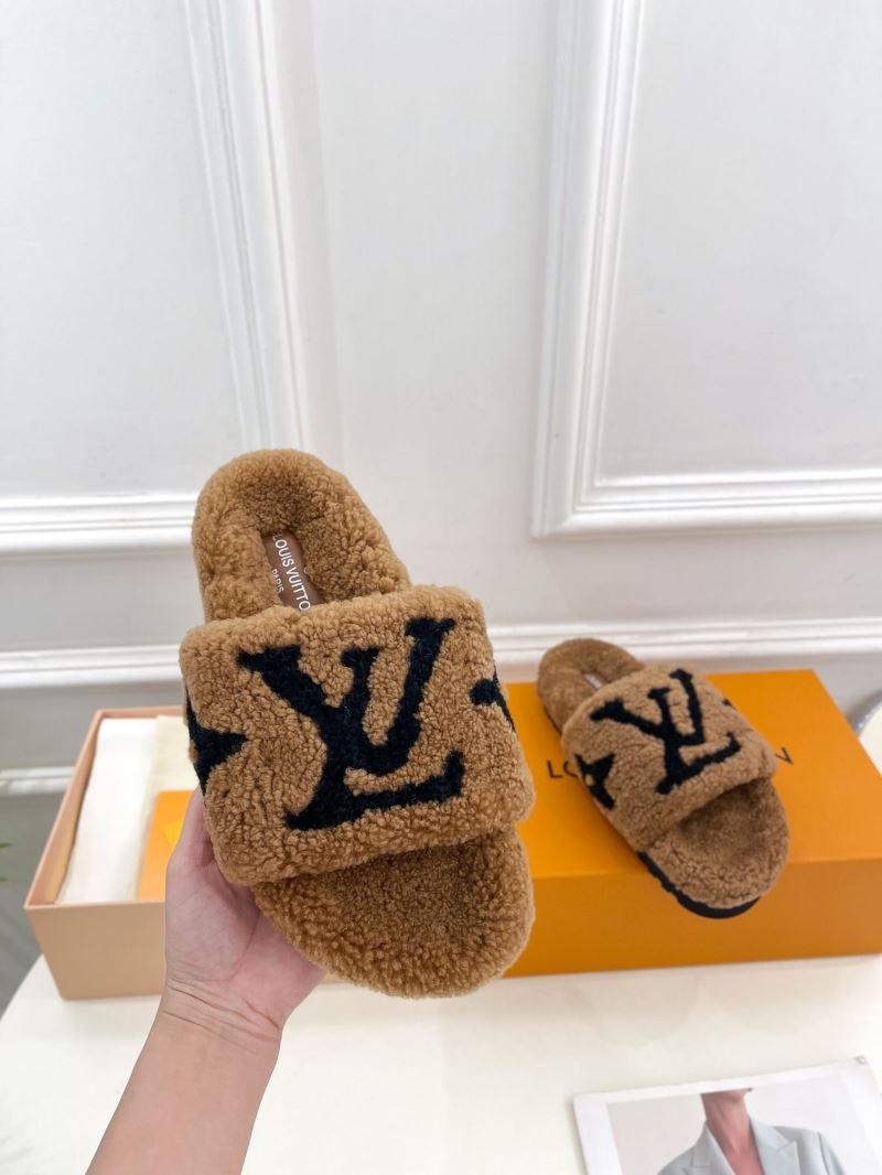 Louis Vuitton Slippers